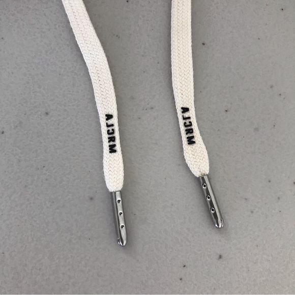 MRCLA // Men’s Reverse Raglan Maeve Hoodie - Picture 5 of 6